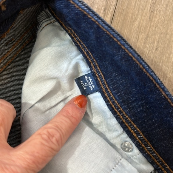 Size 12P J. Jill Denim high Rise Straight Leg Dark Blue Jeans Like New - Picture 5 of 6